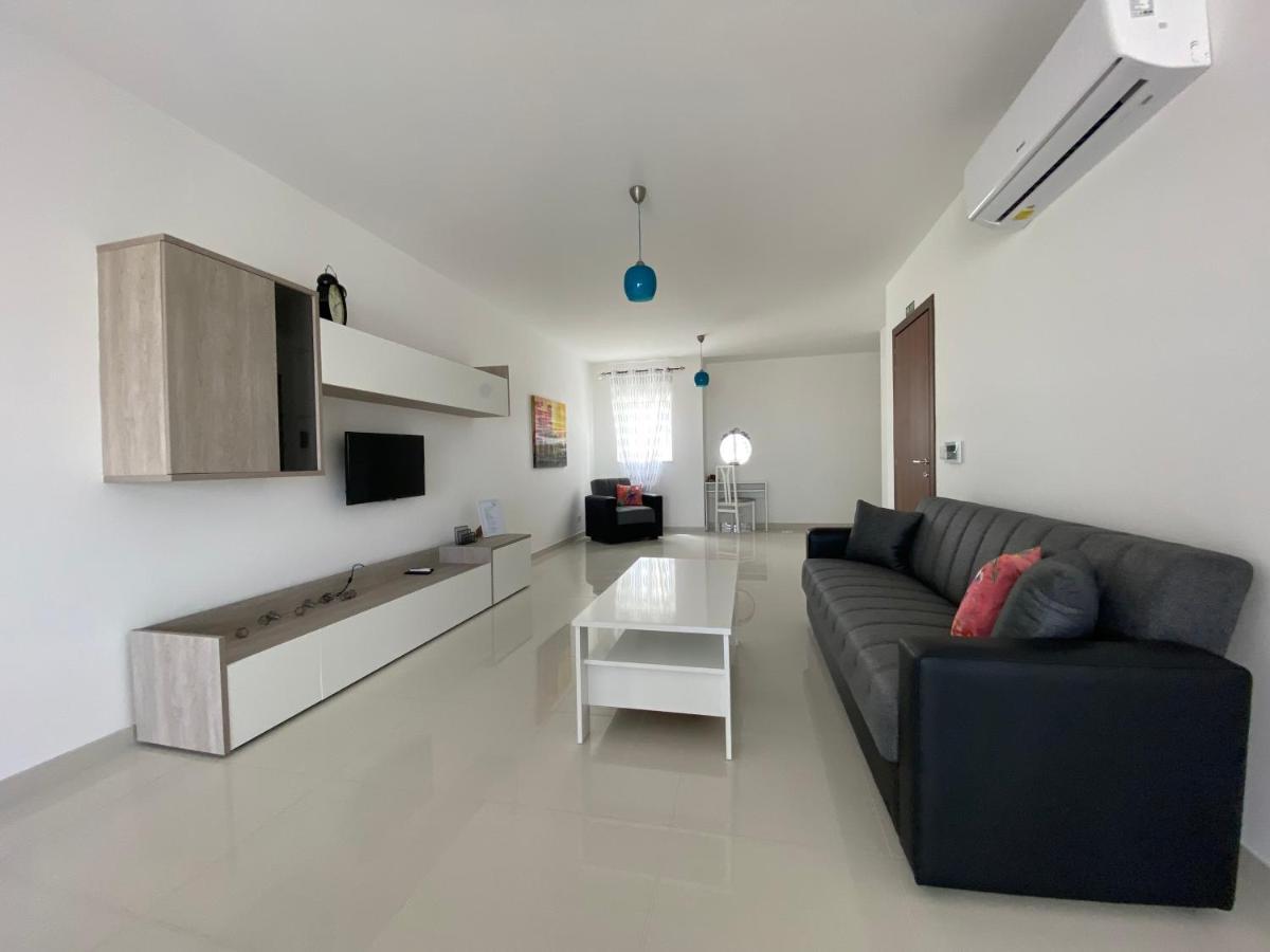 Sunshine Apartments Mellieha - Modern Three Bedroom Apartment - Apt No 2 Εξωτερικό φωτογραφία